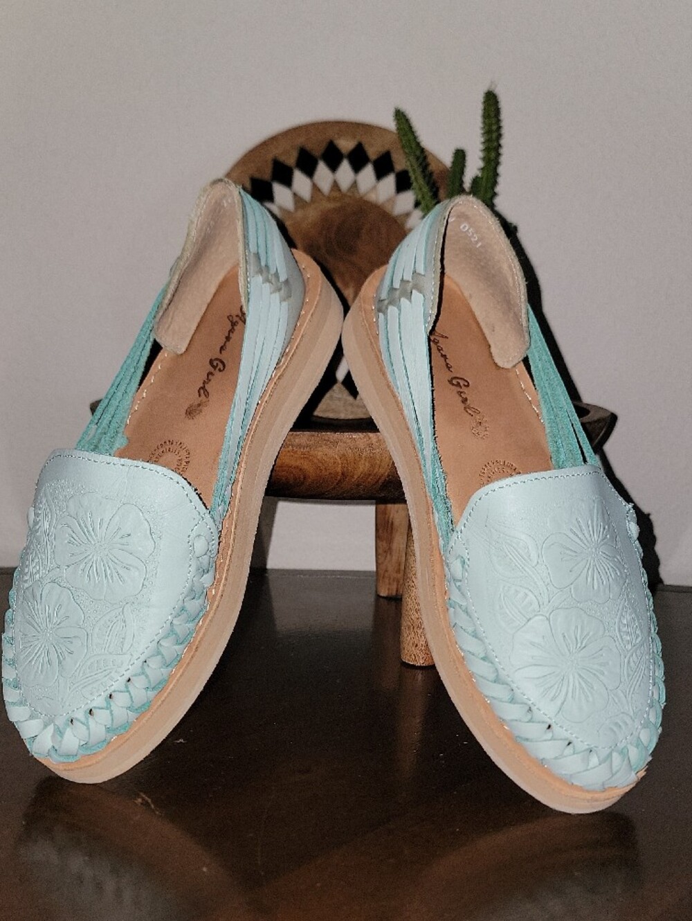 Light Blue Floral-Embossed Slip-On Moccasins Sz 7 - Picture 9 of 12
